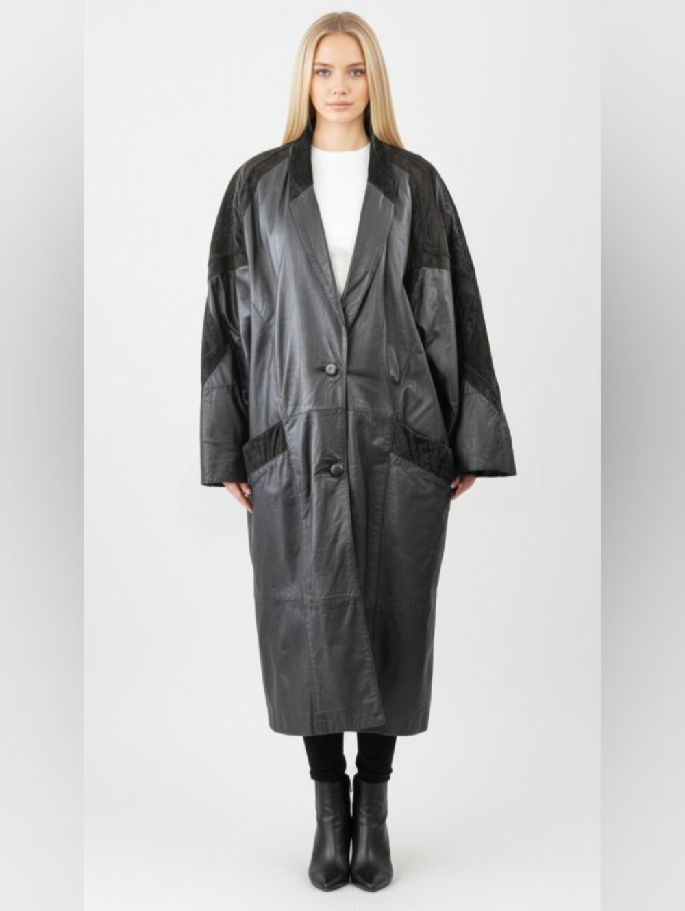 DIRECT ACTION! STUNNING FINE BLACK LEATHER, SUEDE, EMBROIDERED DETAIL COAT! SZ M